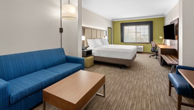 Rooms and suites, IHG hotel, Klamath Falls, Oregon